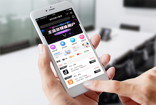 ���Ǹ۽������С����